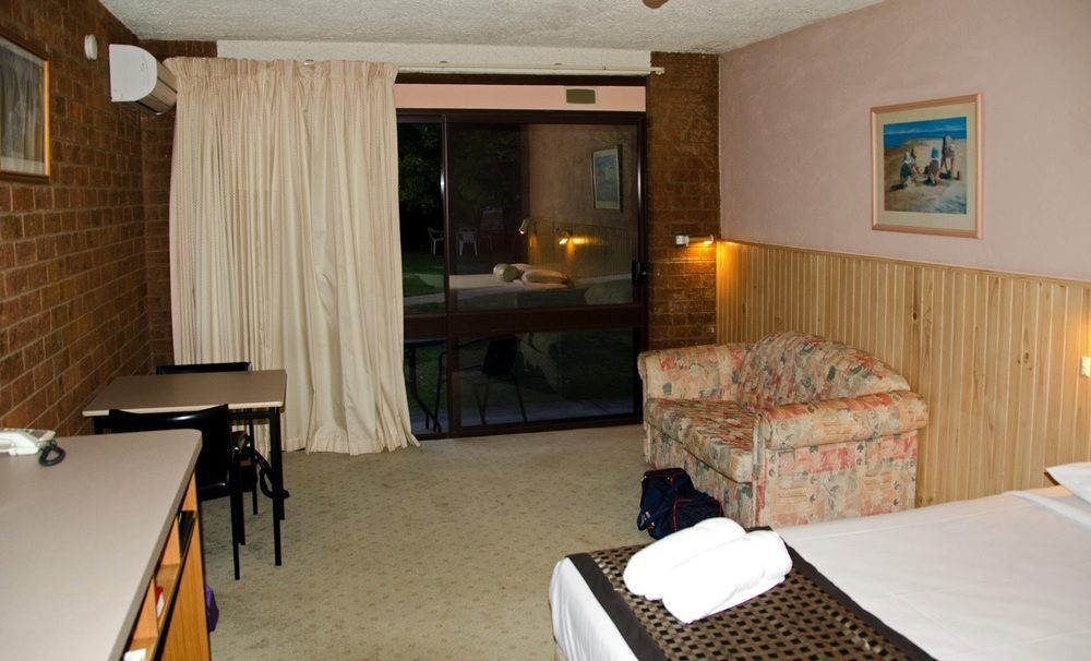 Motel Sierra - Bright Exterior foto